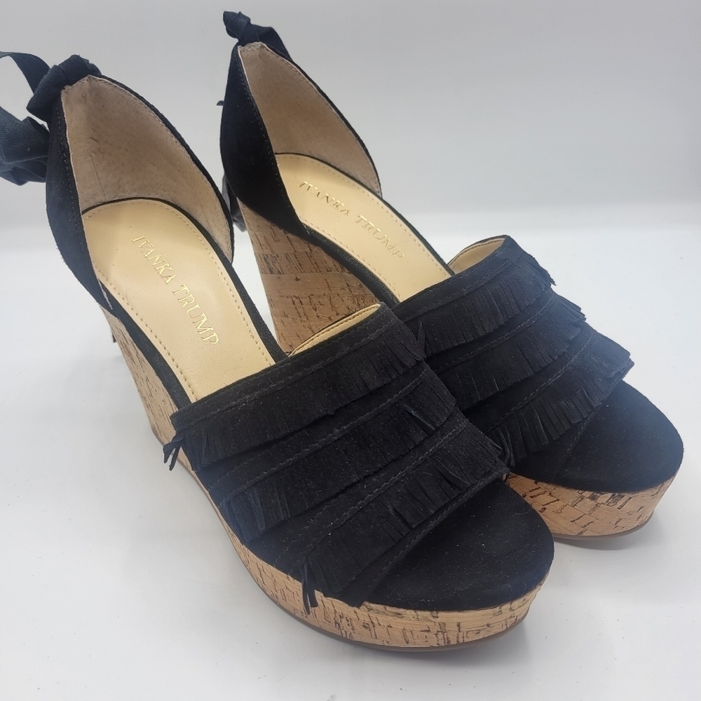 Ivanka Trump leather upper platform with fringe details size 71/2m